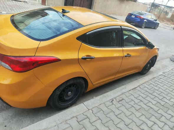 السلام عليكم النترا موديل 2013
فول مواصفات وارد أمريكي حادثه فقط بامريكا بنيد والبدنه الامامية فقط بدون شاصي او لغد وصور الحادث موجودة كير ومحرك مكفولات محرك 1800 دوش صدر امامي خلفي جديد تخم تايرات جديد غرفته حلوه كهربائيات كله شغاله تبريد ثلج رقم بغداد مصفر غرامات وهيئة سنوية جديدة رقام نكليزي هزة جديدة مكاني بغداد سبع ابكار السعر  105 وبيه مجال بسيط 
‏‪0771 129 7535‬‏
