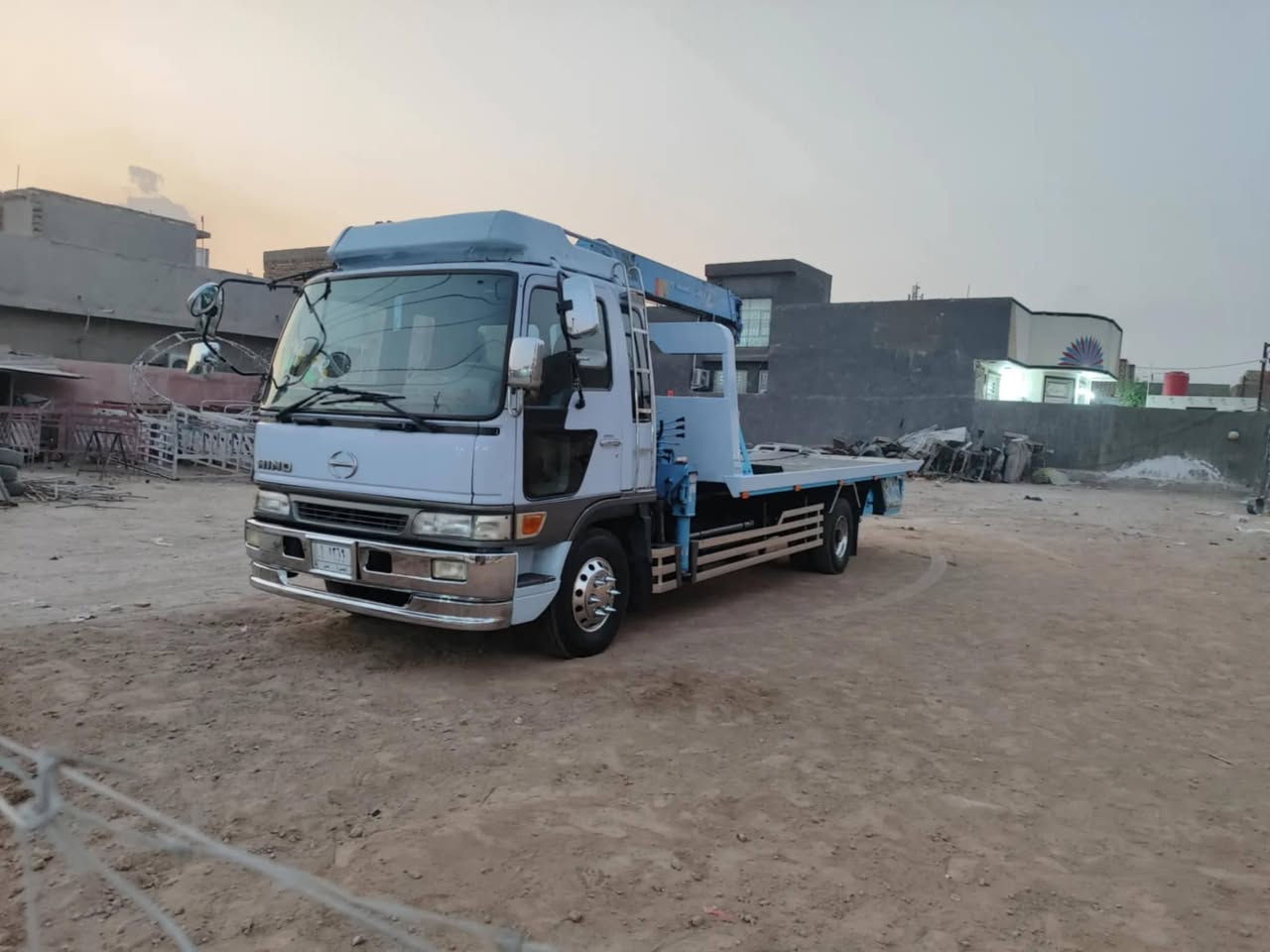 أنكر للبيع صطحه كرين سياره كفاله مكان حله مرقم انكليزي***********
