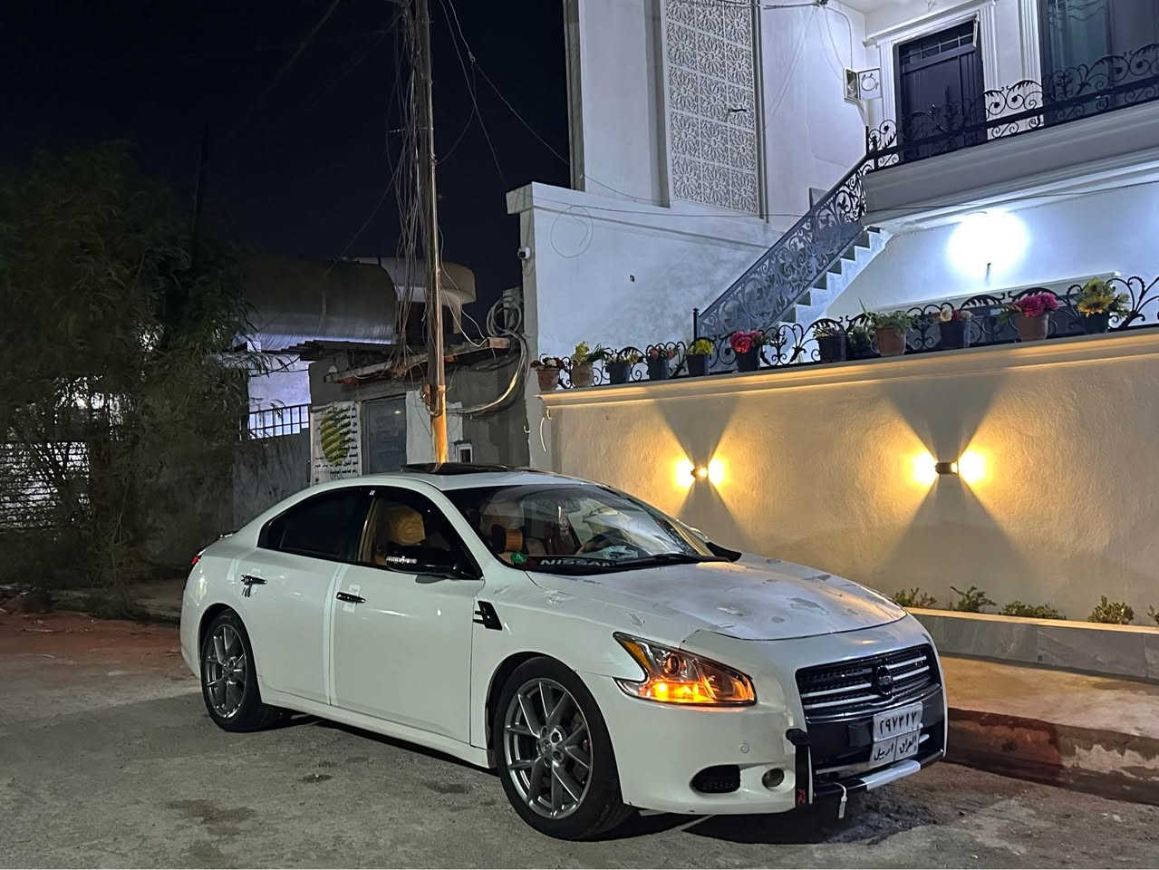 نيسان ماكسيما خليجي فول مواصفات 
موديل 2010
بصمه 
سقف سلايد 
تحديد سرعه 
كير اوتو سبورت عادي
كشن هيتر 
كشن كهربائي 
برده خلفي 
وبقيه المواصفات معروفه للمكسيما 
تبريد تدفئه شرط 
كير محرك شرط مامفتوح 
كهربائيات بشرط 
رقم وسنويه منتهي 
 بيها قطعه وحده باب سكن بخ 
بدون دواخل بدون ايرباك 
سعر 100 وبي مجال 
رقم  *********** كركوك, العراق
