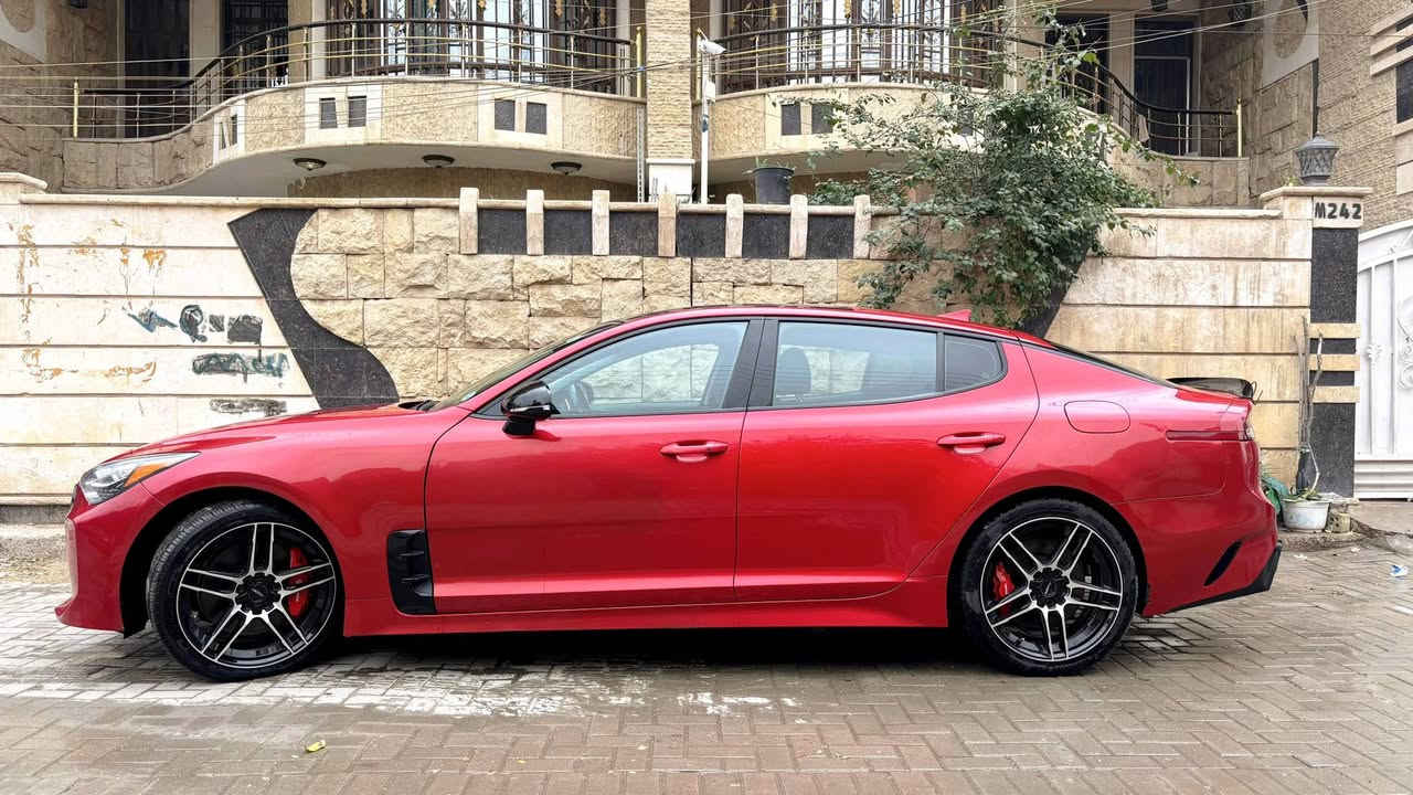 السلام عليكم
2022 GT2
3.3 twin turbo ✈️

ماشية 64 كيلومتر
وارد كندي ضربة سطحية كلش ايرباك بردة جهة سايق فقط
سيارة جديدة كلش ونظيفة غرفة محرك جديدة
سلايد روف
 رادار امامي تفاعلي وحساس تصادم امامي وخلفي
رادار جانبي ونقطة عمياء
تدفئة مرايا وشفط وتوجيه مرايا عند الرجوع
سستم سماعات 15 هارمان كاردون
ميموري وضعيات كشن سائق
كشنات امامي تدفئة تبريد
كشنات كهرباء جلد
كشنات خلفي تدفئة
تبريد 3 مناخات
شاحن وايرلس
ابل كار بلي واندرويد اوتو
صندوق كهرباء
تشغيل عن بعد
بعد اكو مواصفات ما مذكورة

مكان السيارة بغداد
رقم اربيل بأسمي
تحويل مباشر عند الشراء
للرغاب بسيارة ضربتها حلوة سطحية والبياع شراي السيارة ما تفيده
اتواصل ويايه خاص وتأمر أمر

تواصل واتساب فقط ***********

ممنون الكم
