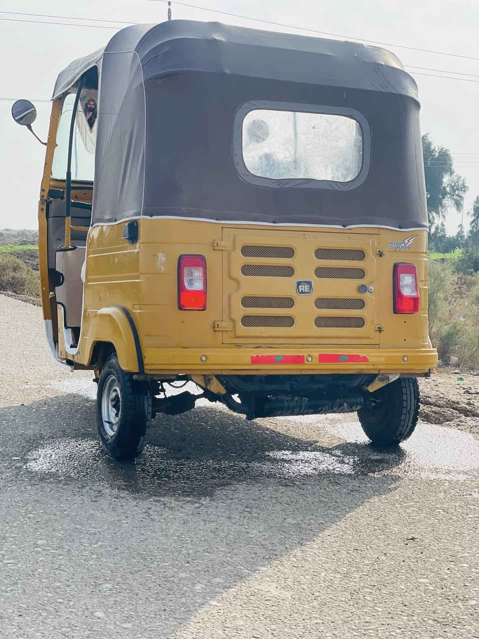 لبيع تكتك 19مكفولهً اوراق شهر 11كشره وميكينه وكيله شاكر سعرها4900 مكاني العماره المميمونه رقم ***********شراي يتصل مكلف بنشر مكلف بنشر
