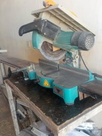 معمل للبيع • كربلاء البوبيات • مكينة خياطة