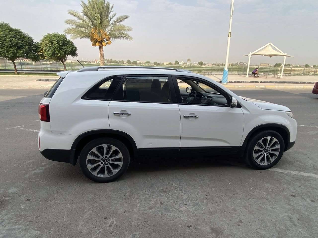 سورنتو 2015خليجي  فول مواصفات عدا البانوراما
محرك 4سلندر  2400

 7 راكب 

بصمة تشغيل 

تحكم ستيرن 

مثبت سرعة 

حساسات امامي خلفي 

ويل 18 

تبريد 3 قطع 

مرايات شفط 

اشاير بالمرايات 

ترحيب ابواب 

بيها بارد بسيط بالباب عكس السايق 

للاستفسار 

***********
