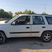 بلايزر موديل ٣ رقم دولي سياره حلوه وجاهزه اذا اكو مراوس ب النتره  حتلو...
