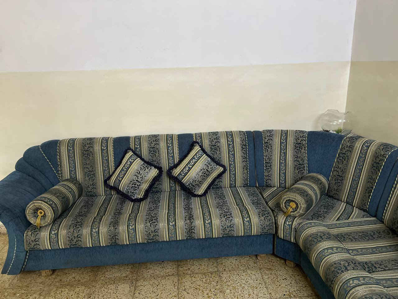 السلام وعليكم
طخم للبيع  خشب عراقي درجة اولى 
٧ امتار


**إذا كنت صاحب هذا الإعلان وتريد حذفه لأي سبب، رجاءا أرسل رسالة إلى الدعم الفني**