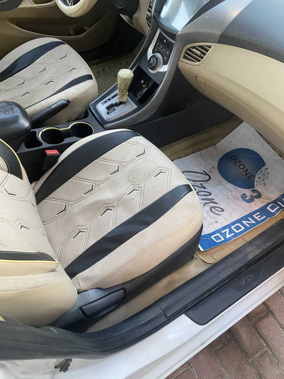 النترا 2014 خليجي
ماشيه 133 الف كيلو 
بيها بنيد طاير  وبابتين العبري  
كفالة لغد شاصي وحوض 
ابيض اللون 
فتحة سقف 
تحكم ستيرن
شاشة لمس
كاميرا خلفية 
مري تحكم كهربائية 
ارضية جلد 
ويل كب 
سنترلك 
حدادية كاملة 
السيارة جاهزة من جميع النواحي
السعر 120 ورقة 
  العنوان بغداد الحبيبية 
للتواصل ***********
