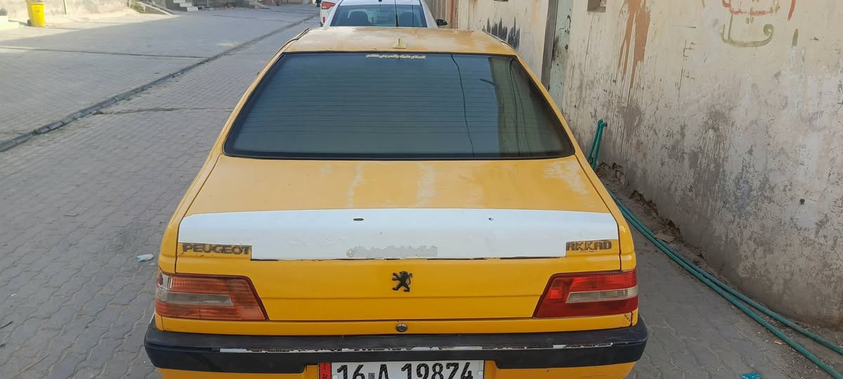 السلام عليكم بيجو أكد موديل 16 السيارة جاهزة كشنات ملكة رقم انگليزي بأسمي هزة 2026 التبريد ثلج منظومه و كمبريسر جديد حدادية جديده السعر 36 مع المجال البسيط المكان السماوة للأتصال ***********
