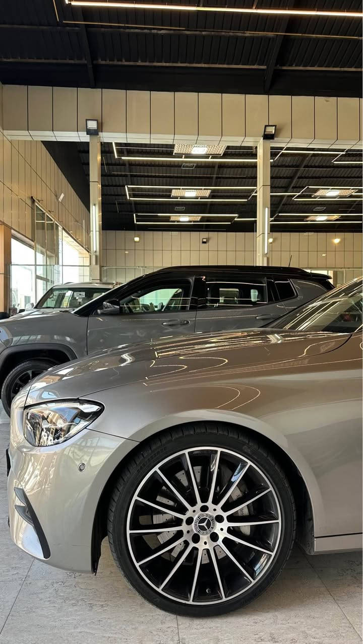 mercedes e300 2023 
make: germany
color:bronze
parts:0
pdr:1 bst
 
*********** أربيل, العراق
