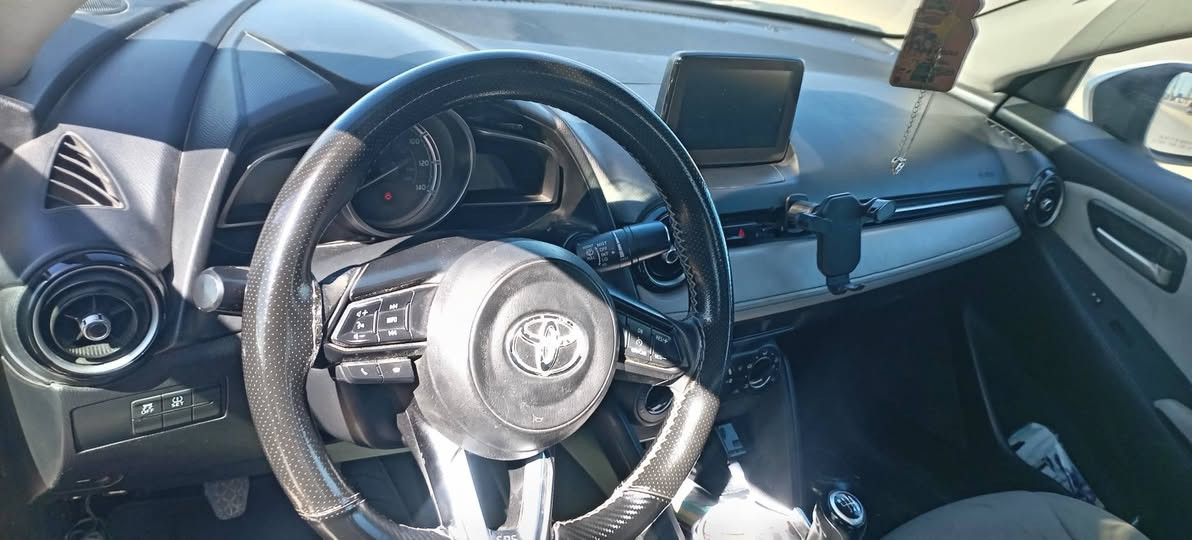 تيوته يارس وارد امريكي مودیل 2019 تبريد ثلج تدفئه نار سياره واحد عله واحد اريد مراوس كورله او سوناته الهاتف ***********
