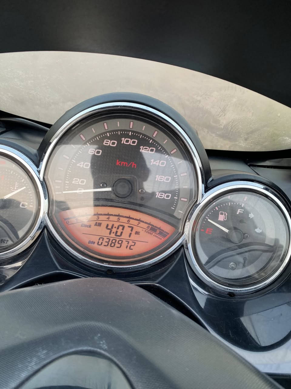 دراجه للبيع ٢٠١١
سلام عليكم دراجه تي ماكس للبيع موديل٢٠١١ دراجه انضف من الصور كلشي بيها كامل المحرك كفاله عامه 
ما بيها نقص السعر ع اتصال 
عنواني بغداد 

***********
