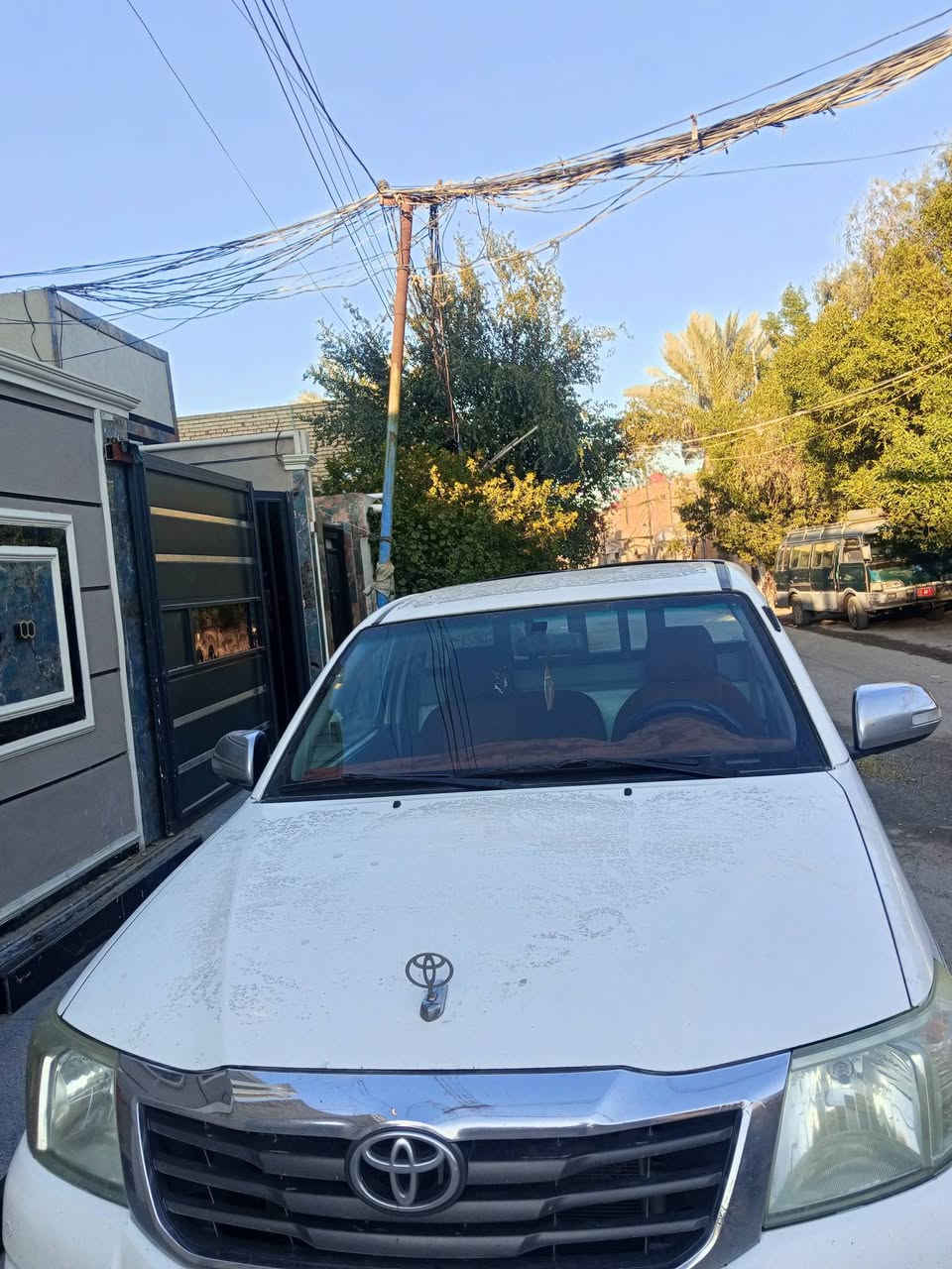 سيارة فلاونزة تك موديل2015 مكفولة كفالة عامة رقم بابل سعر165
***********
