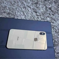 شباب  عندي جهاز ايفون اكس ماكس ذاكره 64 نظافه الجهاز 90‎%‎ مكفول من كل...