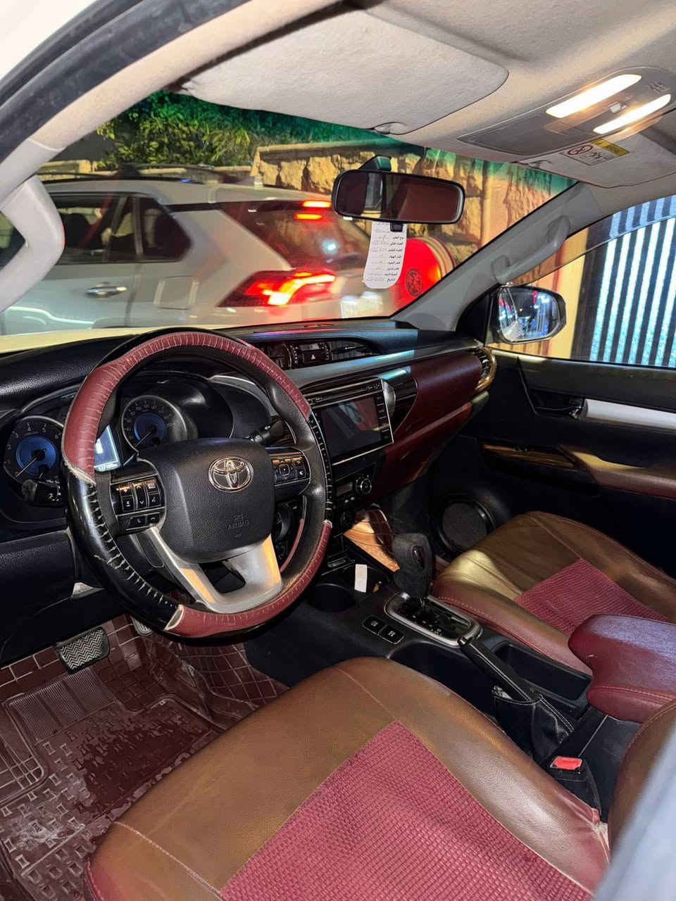 هايلوكس 2016 خليجي
بيهة حادث جاملغ و باب جهة السايق مبدل نفس اللون شرركه

فئه sr5

كير اوتو 

السعر 230 وبيها مجال

***********

التواصل على الرقم فقط
