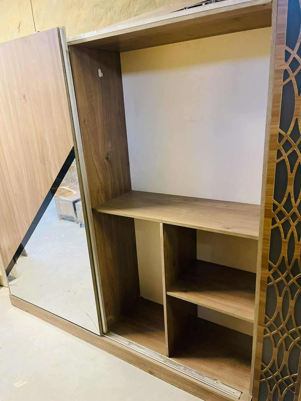 غرفه ترڪي مستخدم 🇹🇷
5قطع 
نضافه 85\💯
نضام سلايت  💢
السعر 400💸
مع شد🪛 ونقل 🚚  مجاني  داخل بغداد  محافظات بكروه


**إذا كنت صاحب هذا الإعلان وتريد حذفه لأي سبب، رجاءا أرسل رسالة إلى الدعم الفني**