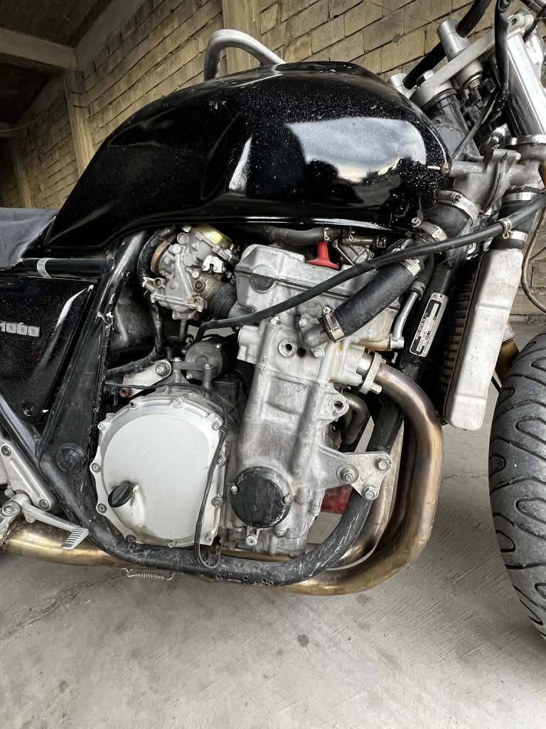 CB1000 گیڕومەکینەیبەشەرتتایەی تازەن بێکێشەیە14گەڵاومەجالەکی برایانە*********** شقلاوة, أربيل
