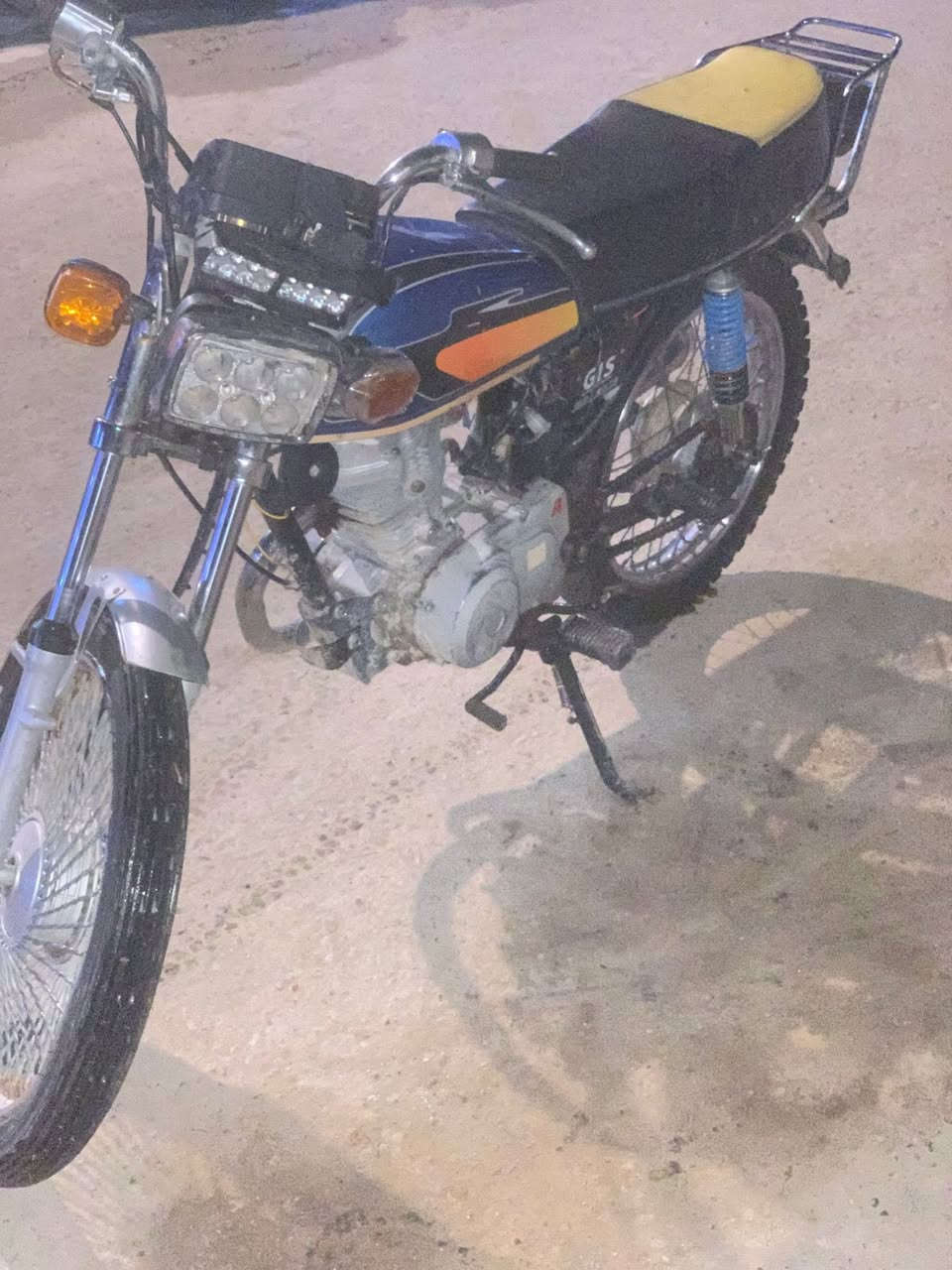 سلام عليكم عندي درجه للبيع بيه بدايت بخار.  ويردله ويل خلفي للبيع 225وبيه مجال. بل دوره شارع ستين ***********
