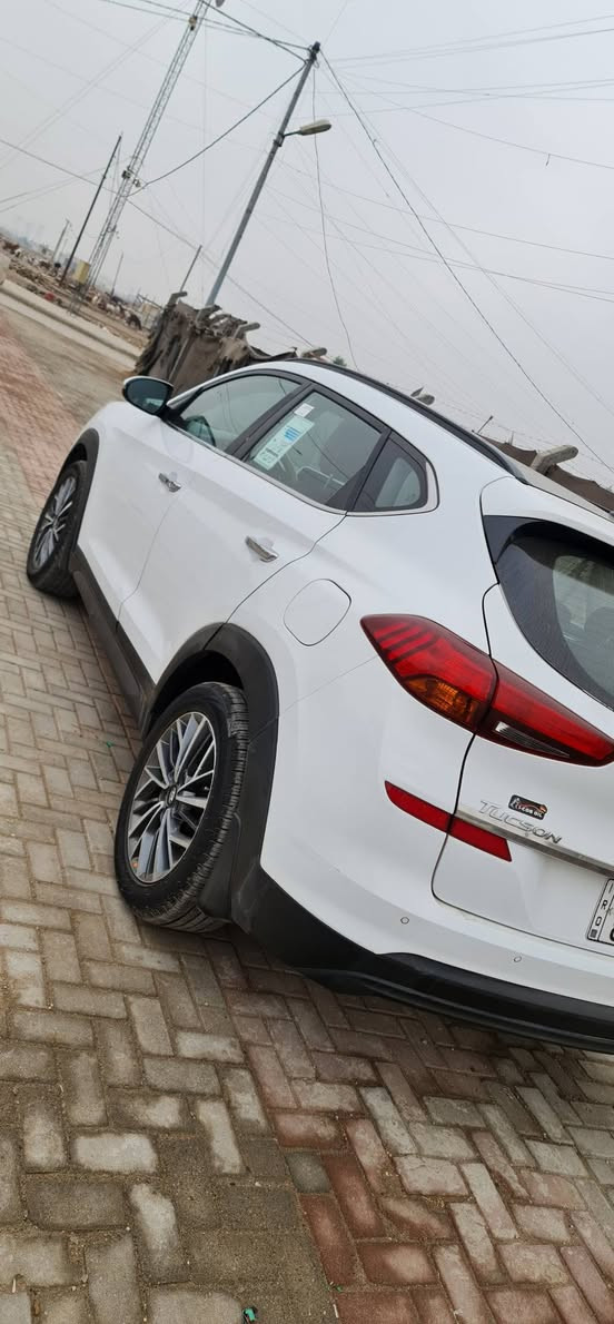 توسان للبيع 2019بغداد باسمي سيارة مكفولة من صبغ وتبديل حتى دعاميات شركة الكاصدفول مواصفات 5عدسات بنراما بصمة كامرة كشنات كهرباء حساسات خلفية شاشة كامرة تحكمات ثلاث انضمة قيادة كير مكينة شركة ماشية 47 حقيقي بعدها ع وضع شركة سعر 198وبيها مجال قليل مكان تقاطع درويش ***********
