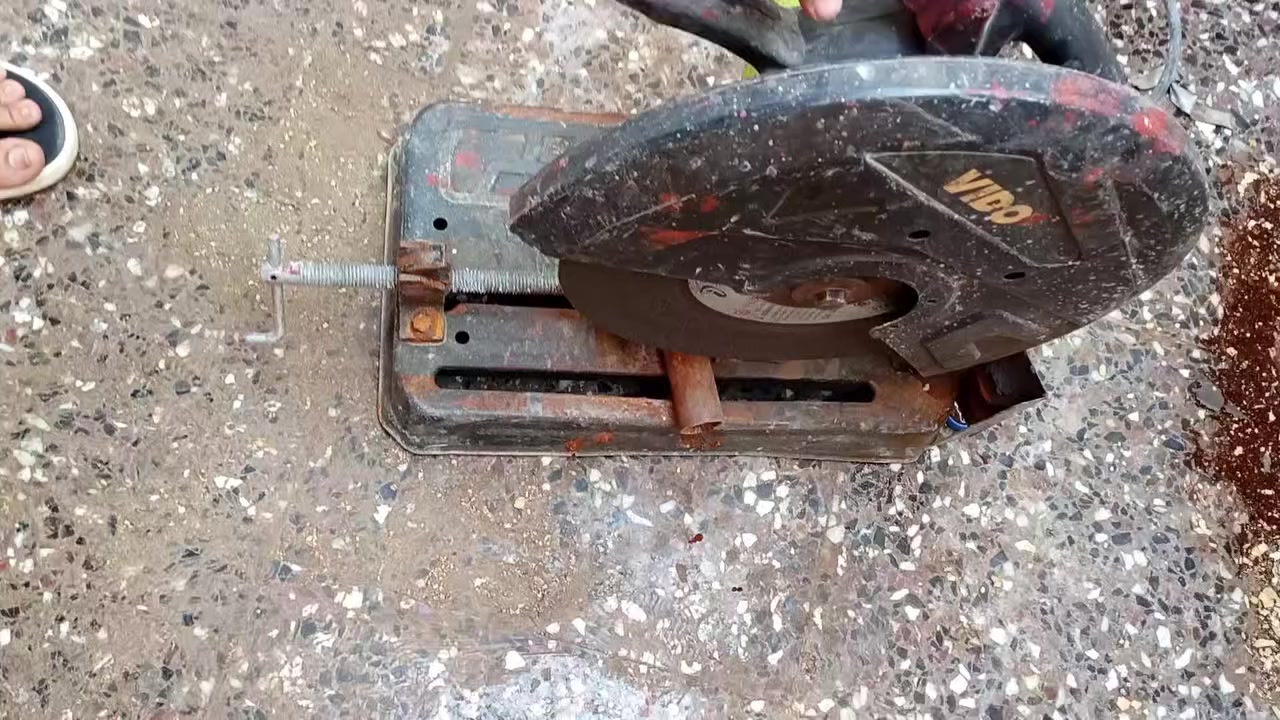 سلام عليكم
غراض للبيع مكينه لحين كتروني كامله 3كارت لحيمها كلش حلو واير الحار تقريبن 8متار الصلي 
البارد متر
كتر نوع فيدو نوعيه زينه الكص حلو واير مالته الصلي برغي ما مفتوح بي   سعرهن كلهن ب 130وبيها مجال 
مكان البياع تواصل ***********بي واتساب ممتواجد علفيس
