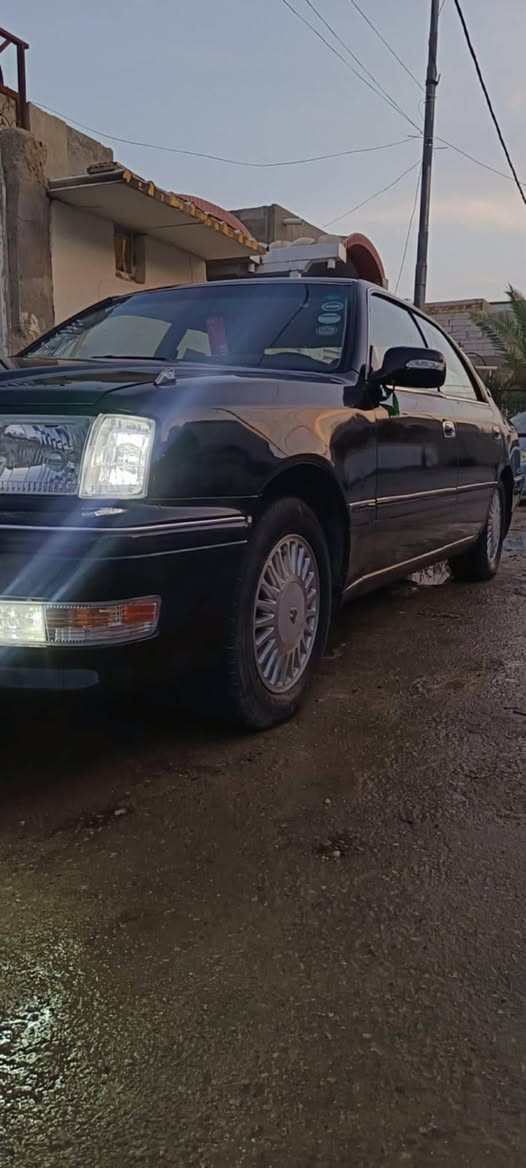 السلام عليكم رأس الثور للبيع فقط كير ومحرك حداديه كله جديد بيهه ضربه بلجاملغ الخلفي بصيطه مكفوله من كص ونقل جثه كهربائيات كلهه شغاله السياره نضيفه جدا *********** السعر 75
