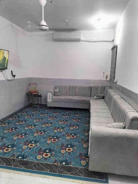 السلام عليكم ورحمه الله وبركاته 
#فرصه #سكنيه #مناسبه 
#بيت #في #مجمع #بوابه #المثنى #للبيع 
#البيت #جاهز #حاليا #لسكن 
#مساحه 200متر 
غرفتين وصاله ومطبخ وبراني وصحيات داخليه خارجيه وكلدور 
بصف الركن 
علما البيت مطلوب إلى المصرف العقاري 105
تسديد شهري 500
بيت تشطيب شخصي من سيراميك وغيرها 
الاستفسار أكثر اتصل على الرقم التالي واتساب بلس 
***********
***********
من لديه الرغبه بعرض عقار نوفر لكم المشتري بقرب وقت ممكن مكتب البيع السريع للعقارات 
مطلوب بيوت في المجمعات السكنية للبيع دوح أو البركه ابن يقطين
