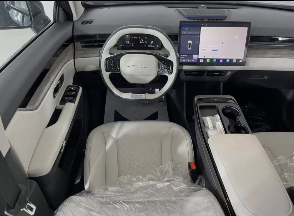 السلام عليكم
للبيع فقط:
جيتور داشنك لاكجري 2024
محرك 1600 تيربو
ماشية 70 ألف كم

المواصفات: بانوراما، بصمة، كامرات 360، إنارة محيطية، أوامر صوتية، جلد تدفئة وتبريد.

السيارة استعمال شخصي من الزيرو، داخلها نظيف جداً، والمكينة نظيفة وسليمة، بدون لعب أو تعب.

السعر: 143 ورقة وقابل للتفاوض البسيط
الموقع: البصرة – العباسية
***********
