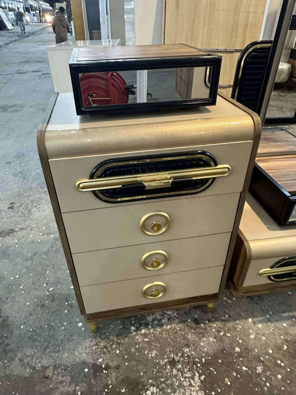 غرفه تركي مستخدم كلش نظيفه وكل ضرر مابيها غرفه حديثه صبغ حراري 9 قطع بيع سريع اللي  يراسلني خاص


**إذا كنت صاحب هذا الإعلان وتريد حذفه لأي سبب، رجاءا أرسل رسالة إلى الدعم الفني**