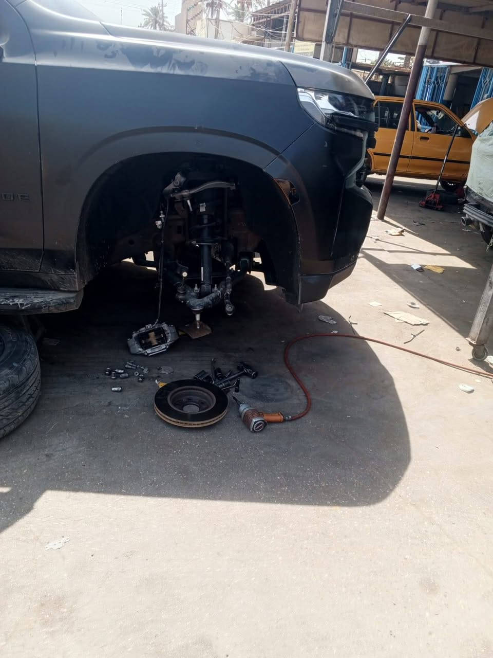 سلام عليكم 
اللهم صل على محمد وال محمد 
تم تبديل اذاين تاهو 2024 
تم فتح صدر تاهو 2023
تم فتح محرك تاهو مديل 2020
احنه خدمة كل طيب 
فيتر كير محرك  حداد صدر 
خدمات ياسر الخفاجي 
يوجد لدينا انواع المحركات وكيرات بسعار مناسبه دودج كرفان
جيب كل مديلاتة سي ٢٠٠  جارجر افنجر باسفيكا جورني
يوجد لدينا طوارئ في اي وقت وفي أي مكان 
العنوان بغداد ساحة عدن خلف معمل الطحين مجاور جامع الكويتي خدمات ياسر الخفاجي 
رقم الهاتف واتساب 
***********-***********_***********
