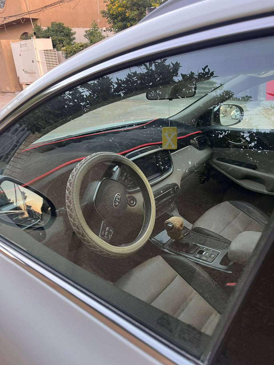 سورنتو ٢٠٢٠ 

خليجي مكفولة ماشية ٢٨ الف كيلو حقيقي 

سيارة كفالة محرك ومكينة وما مفتوح بيها برغي 

(فور ويل)

 أعلى مواصفات بالخليجي  
بانوراما 
كامرات ٣٦٠
كشنات تدفئة تبريد 
كشنات  الخلفية تدفئة 
بردات للكراسي الخلفية  بلادية
اوتوهولد 
سايد بريك كهرباء
كراسي كهرباء 
جنطة كهرباء تفتح عند الاقتراب 
ويل ١٩ 
بصمة 
كشنات جلد بلادي 
 شاشة ابل كار بلي

السعر ٢٨٥ 
للإستفسار ***********
