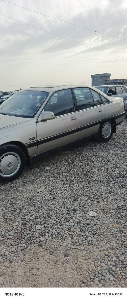 سياره البيع محرك وكير شرط فحص نينوا شرط تحويل السعر 17 وبيها مجال اتصل ***********
