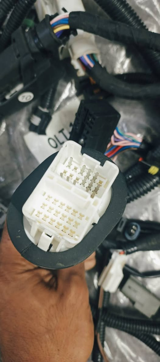 السلام عليكم ضفيره افيو خليجي محرك مفتوح اوتوماتيك جديده السعر 75 قفل بغداد الزعفرانيه ***********
