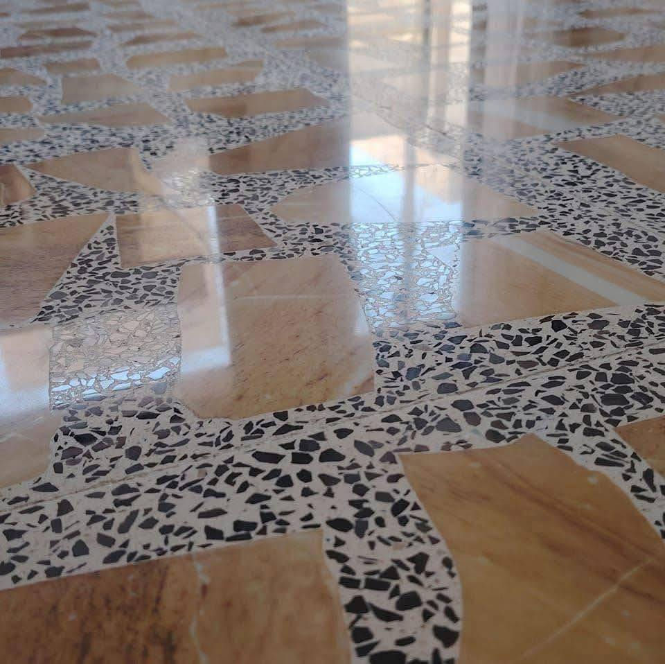 السلام عليكم
جلي كاشي موقعي مرمر طبيعي تنضيف تلميع بورسلين جلي صبة جلي سيرميك  معالجات الكاشي القديم والمحفر  جلي انوع البنايات والعماير ومستشفيات والمدرسة كادر متنقل في جميع محافظات العراق موجد واتساب الحجز متوفر واتساب*********** /***********/(***********
