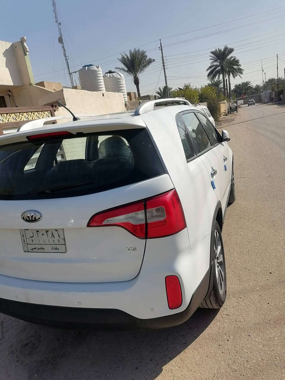 سورنتو خليجي محرك6 سلندر
فول مواصفات 1/1 رقم بغداد 

سياره نضيفه

لون ابيض بيه فقط شبر بالجاملغ

وشخص بسيط بالباب  مكاني محموديه

الاتصال عالرقم ***********
السعر 185 وبيه مجال رجائا لاتعبوني الحلال كدامكم
