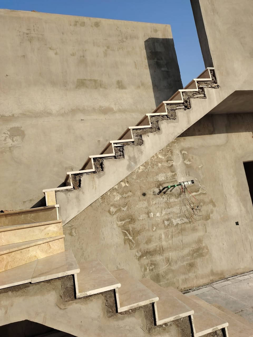 كادر خلف سيراميك مصري وبورسلين ومرمر شغل  مهندسين متفرغ حاليا ***********
