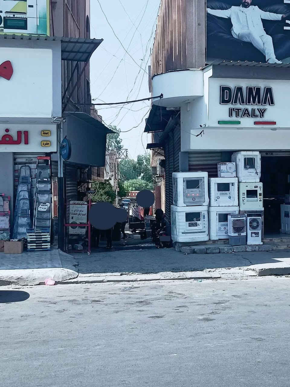 تصليح الأجهزة الكهربائية : 🤝
1- غسالات اُوتوماتيك .
2- كل انواع الثلاجات .
3- كل انواع المُبردات .
4- كل انواع المراوح .
5- كل انواع السبالت .
6- كل انواع الماطورات ، + ولف ماطورات .
7- كل انواع الطباخات .

نصب السبالت : 🤝🌷

...إلخ 1- نصب كل انواع السبالت ، بكافة أنواعها ، وأحجامها ، وأشكالها ، ومُواصفاتها 🙂 .

للإتصال على الارقام التالية : 👋
***********
***********
***********

الموقع شارع الدركزلية 
منطقة حي الجزائر 
داخل فرع 👇
