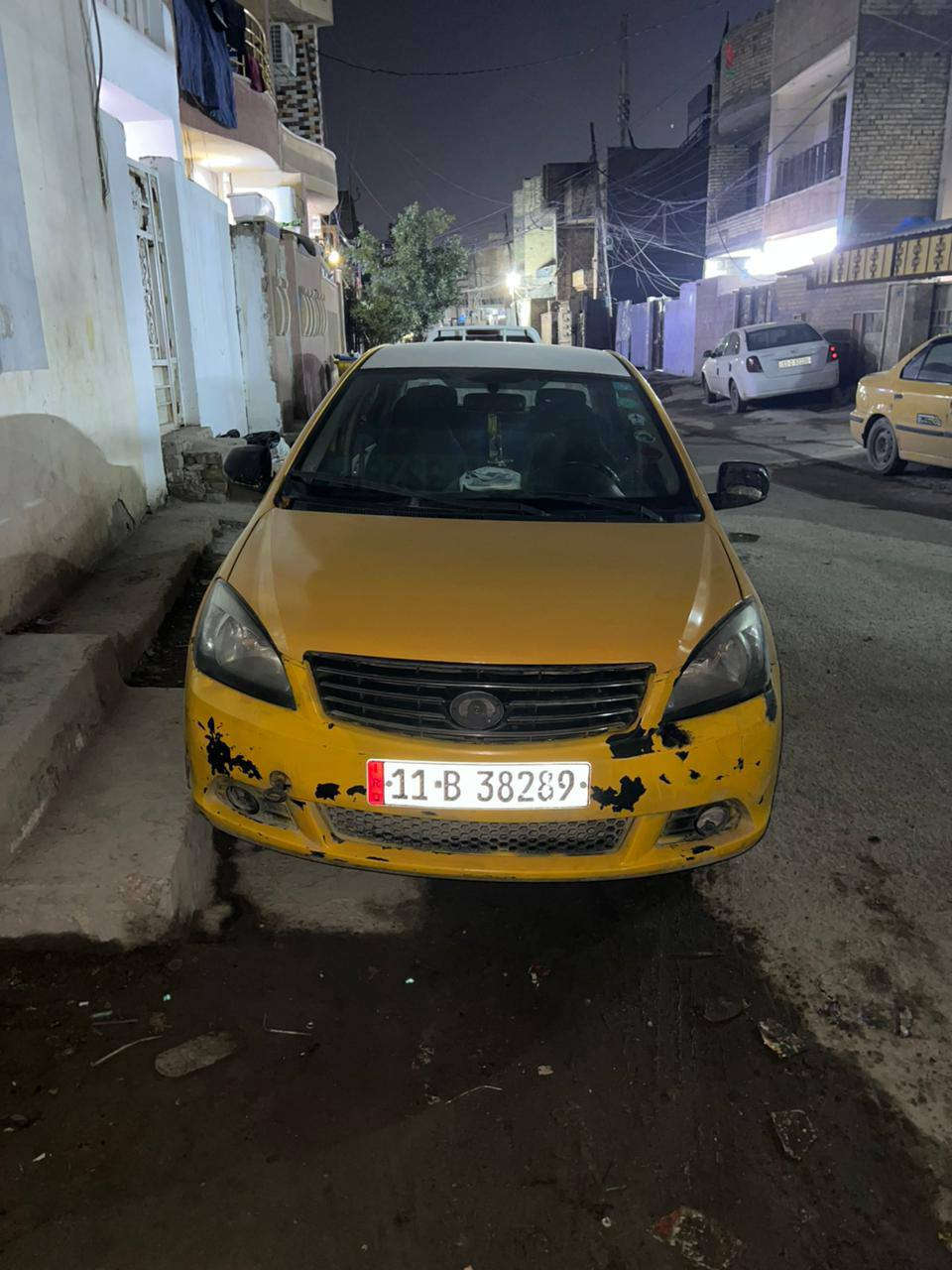 السلام عليكم فولكس موديل 11 سياره حلوه رقم بغداد باسمي كير عادي محرك وكير مال كورلا خير من الله السعر 32وبيه مجال مكان السياره بغداد لبلديات هذا رقم راعيه***********
