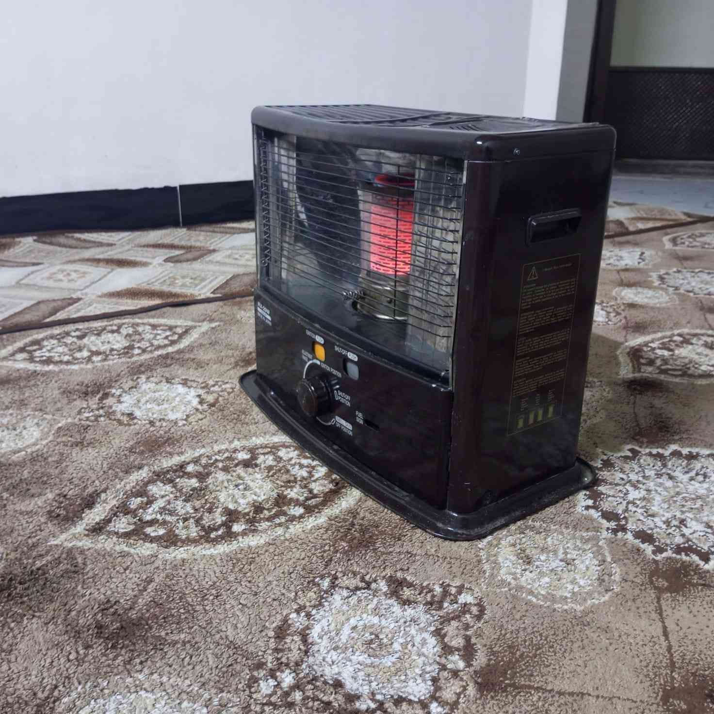 سلام عليكم شباب صوبه توربو باب اول شرط النظافه السعر 100الشراي يخابر ويدلل ***********
