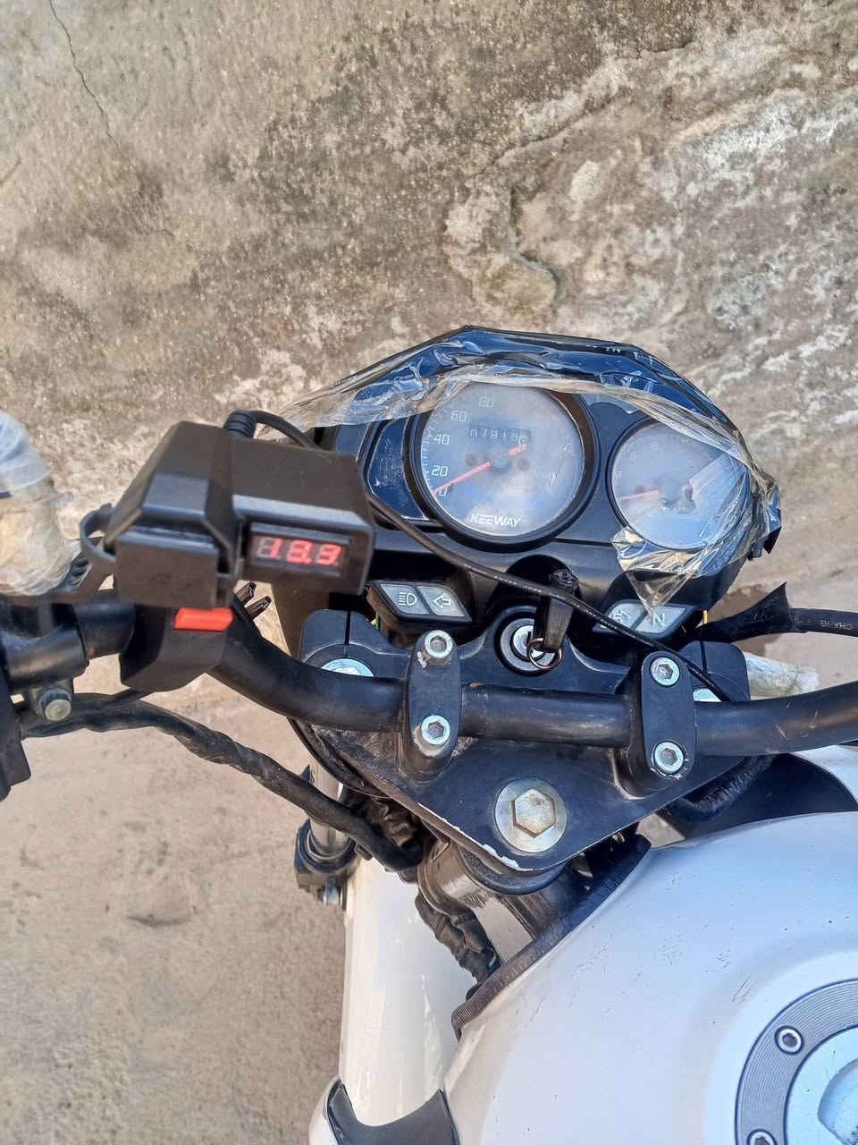 السلام عليكم دراجه للبيع الحسينيه مال راشديه السعر خمس ميه وبيهه مجال


**إذا كنت صاحب هذا الإعلان وتريد حذفه لأي سبب، رجاءا أرسل رسالة إلى الدعم الفني**