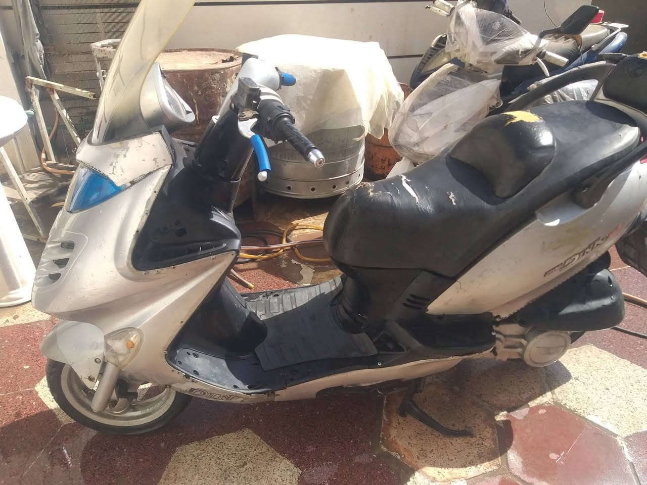 كايمكو للبيع
كهربائيات شغاله كلها

دراجه حلوه. مابيها اي نقص

السعر خاص.؟. المكان ناحيه الوفاء


**إذا كنت صاحب هذا الإعلان وتريد حذفه لأي سبب، رجاءا أرسل رسالة إلى الدعم الفني**