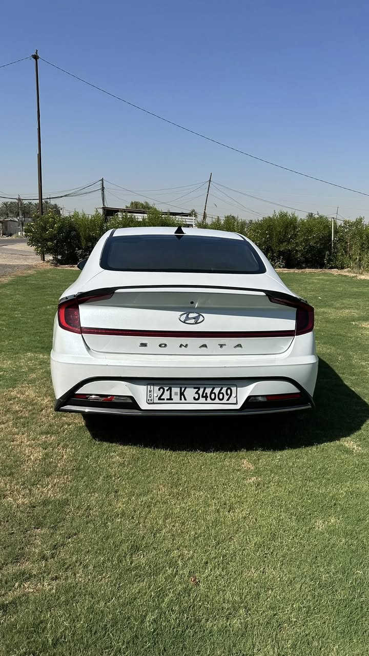 سوناتا 2022 امريكي
لون صدفي 
مواصفات 
1:تحديد مسار 
2:كار بلي لاسلكي
3:مثبت سرعة 
4:اوتو هولد 
5:حساس امامي بريك تلقائي
تبريد وكير ومكينة كفالة ،الرقم سليمانية 
بيها اربع قطع البنيد بارد والجاملغ وباب خلف السائق وجاملغ خلفي الغود سليمات والشاصي السيارة كلش حلوة ويحتاجلها ترتيب بسيط 
السعر 133 وبيها مجال بسيط 
واتساب ***********
مكاني بغداد الدورة
