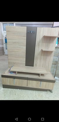 ميز • نظيف • قوي