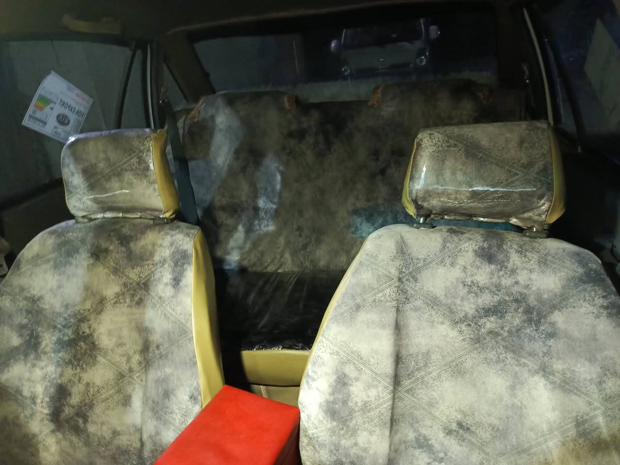 سلام عليكم اخوان عندي هاي سلو خاز ثالث وسنويتها ضايعه السياره معمره بلكامل من كهربايات حداديه  دوشمه صبغ عام فرن اريدمراوس بسايبه تكسي الي عنده يجيني خاص اويتصل ***********
