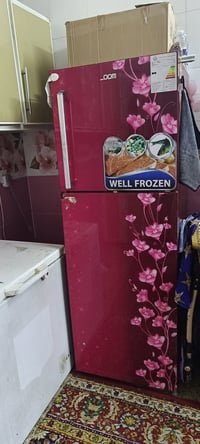 ثلاجة بلادية • محتاجة تصليح • بغداد الدورة