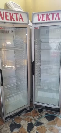 عندي هاي ال عارضات العنوان بغداد جكوك السعر 250قفل الرقم 07737646543