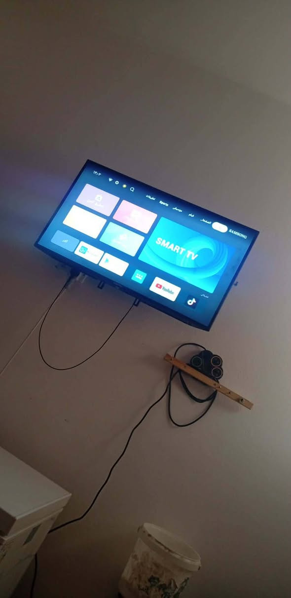 للبيع بلازمه حجم ٤٣ أم انترنيت سعر ١٦٠رقم ***********
