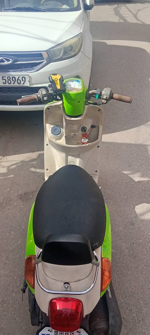 سلام عليكم خوان دراجة بوليس نضيفة كلش نفض من صورة بل حقيقة صالي 10تيام من نزلتهة من حاوية دراجة كلش كلش نضيفة للبيع مليون و200وببهة مجال حق جية ستفسار ***********ممتواجد على فيس
