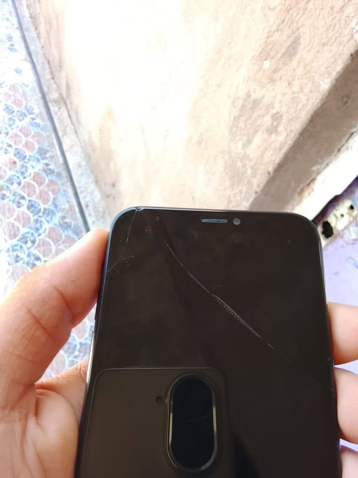 📱 للبيع iPhone X عادي 256GB 📱

✨ الجهاز بحالة الوكالة ونظيف جداً
✅ ذاكرة 256GB
✅ الشاشة وكالة (لم تُبدل)ماعدا الفطر
✅ فقط مبدل بطارية
✅ الجهاز مكفول ومضمون
✅ كلشي شغال بدون أي مشاكل
💰 السعر:  150🚫 بدون نقاش نهائياً

📞 للتواصل: ***********
