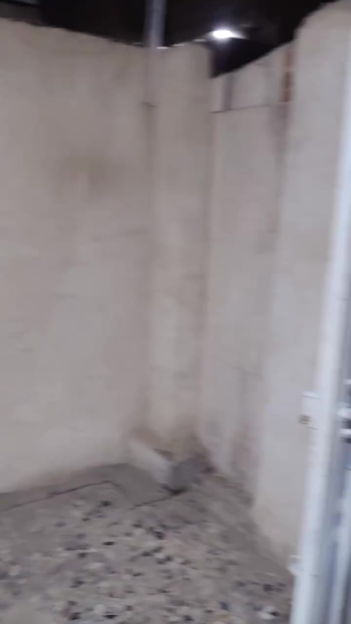 يوجد بيت +شقه لزياره اربعنيه نضيف مؤثثات حي بلديه على نهر مقابيل رضه علوان قريب على امام
تواصل ***********
يوجد بيت +شقه لزياره اربعنيه نضيف مؤثثات حي بلديه على نهر مقابيل رضه علوان قريب على امام
