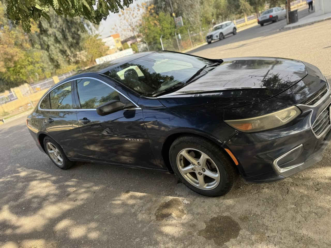 السلام عليكم
( شوفرليت ماليبو  ) LT
لون  نيلي 
موديل 2018
رقم كركوك / مشروع وطني
سنويه جديد 
بي بطاقه بانزين 
كير محرك بشرط لا صرف ولا بخار صدر امامي خلفي كله جديد
ملاحضة//السيارة بي صبغ  بونتيت ويه جاملغ فقط بدون دواخل 
السيارة مواصفات LT

مانع انزلاق
شاشة كبيرة لمس تدعم كاربلاي واندرويد اوتو
كاميرا خلفية 
طخم تايرات جديد
ما يعوزها اي مصرف
مكان السيارة :. كركوك
السعر ( 95$ ) وبيها مجال بصيط
رقم التلفون ***********
