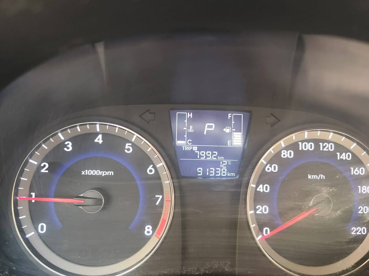 اكسنت 2016 خليجي وكالة القلم محرك 1600 اخذتها من وهي زيرو اني راعيها الاول ولسة، كل 20 الف كيلو سييرفس عند موبس لون أبيض مكفولة من الصبغ ماشية 91 بيها باب راكب مبدل بباب هم ابيض غير مصبوغ وخليجي، فول مواصفات فتحة خمسة ويلكب أربعة فجوج بريك تحكم ستيرن جهتين بلوتوث حاكية اشاير بالمري لد امامي زنون و خلفي مكان بغداد الشعب  
السيارة مبيها نقص  سعر 118 للاستفسار 
*********** 
او على الخاص.
