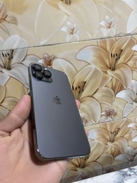 ايفون 13 برو ماكس            ذاكرة 256  بطارية 83 🔋               نضاف...